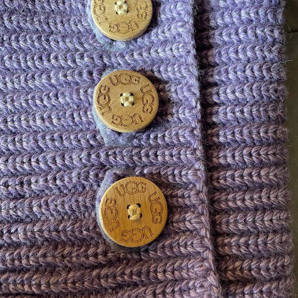 EUC Ugg Cardy boots- great condition! - Picture 3 of 8